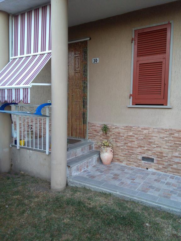 ベヴェリーノ Casa Lillyヴィラ エクステリア 写真